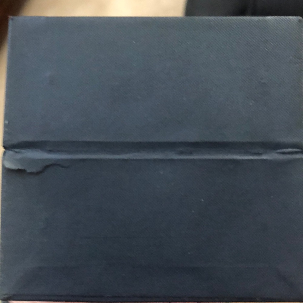 Anne Klein - Picture 7 of 7